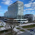 - Trzy Korony Z Widokiem Na Morze Plaza Promenada Lejlighed *