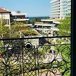 - Trzy Korony Z Widokiem Na Morze Plaza Promenada Świnoujście (Swinemünde)
