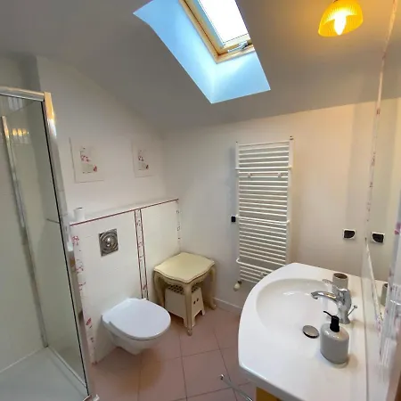 - Trzy Korony Z Widokiem Na Morze Plaza Promenada 아파트 슈비노우이스쳬