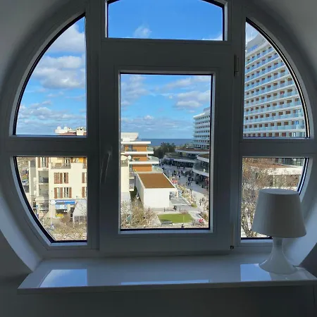 - Trzy Korony Z Widokiem Na Morze Plaza Promenada 아파트 *