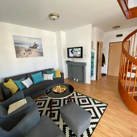 - Trzy Korony Z Widokiem Na Morze Plaza Promenada * Swinoujscie