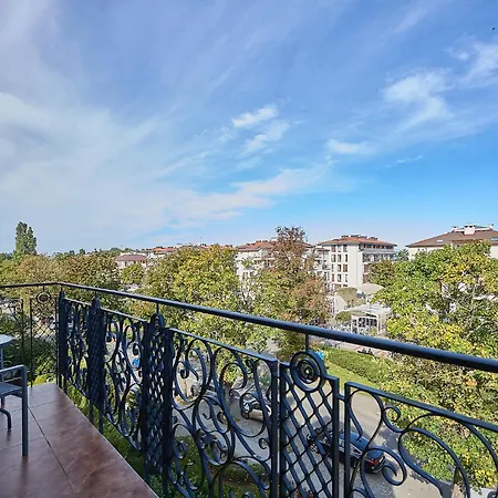 - Trzy Korony Z Widokiem Na Morze Plaza Promenada