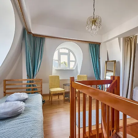 - Trzy Korony Z Widokiem Na Morze Plaza Promenada