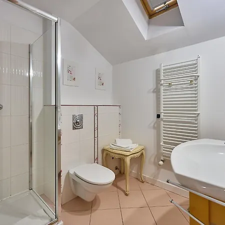 - Trzy Korony Z Widokiem Na Morze Plaza Promenada Swinoujscie