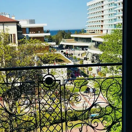 - Trzy Korony Z Widokiem Na Morze Plaza Promenada Świnoujście