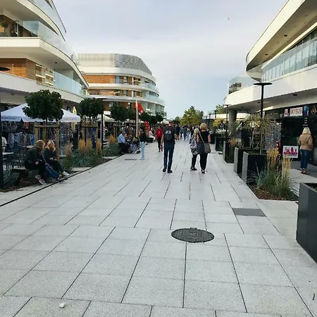 - Trzy Korony Z Widokiem Na Morze Plaza Promenada 아파트 슈비노우이스쳬