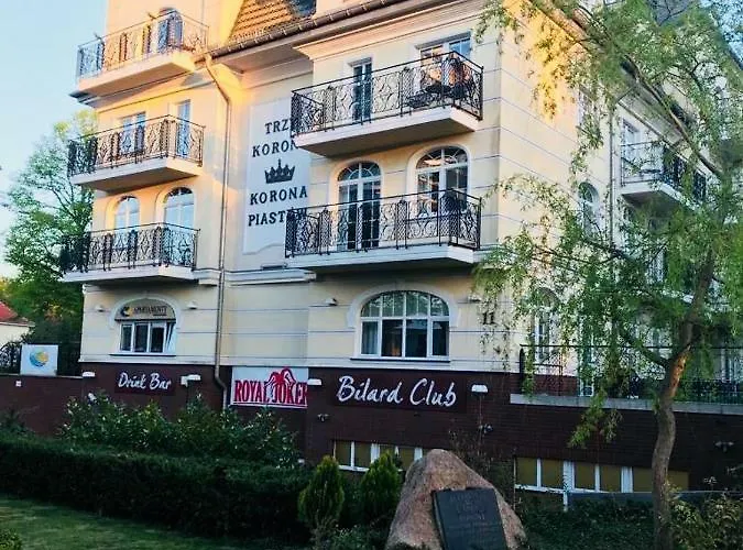 - Trzy Korony Z Widokiem Na Morze Plaza Promenada 斯维诺乌伊希切